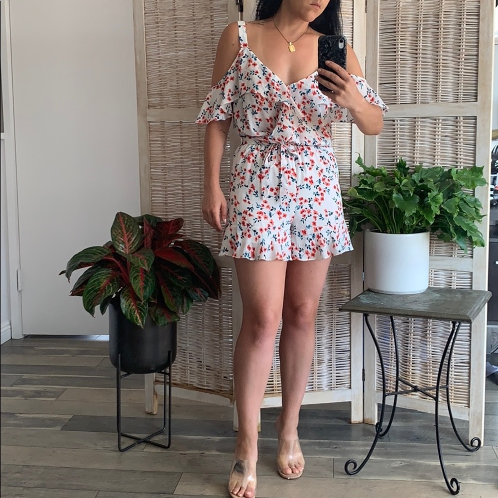 Cupcakes & cashmere patriotic floral print romper